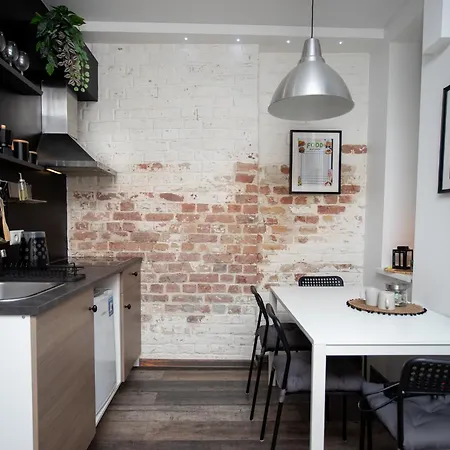 By The Andrejsala Area With Free Parking And Reach The Old Town In 15 Min Walk Riga