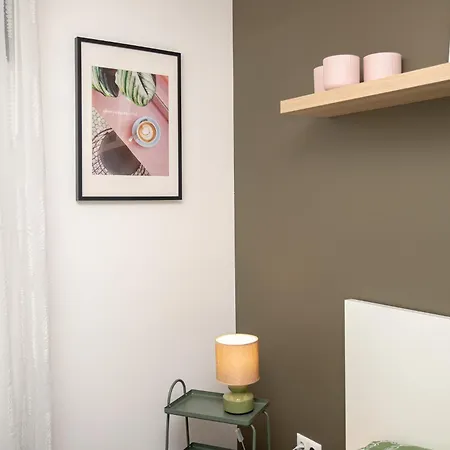 Apartamento By The Andrejsala Area With Free Parking And Reach The Old Town In 15 Min Walk