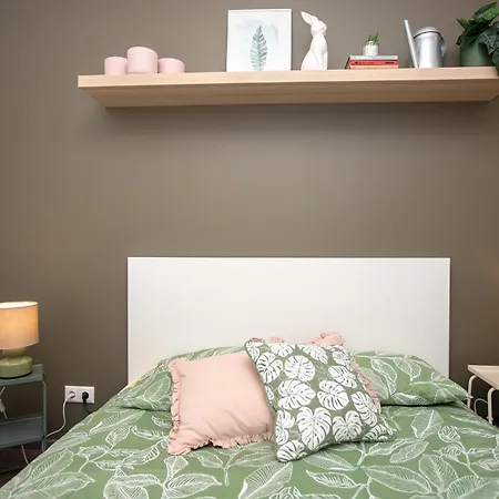 By The Andrejsala Area With Free Parking And Reach The Old Town In 15 Min Walk Apartman Riga