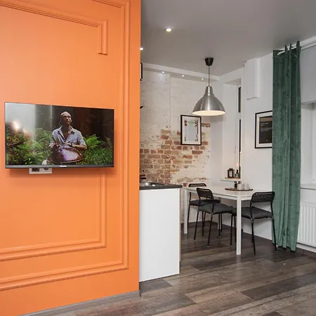 By The Andrejsala Area With Free Parking And Reach The Old Town In 15 Min Walk * Riga