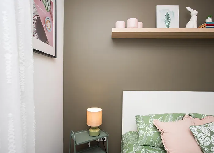 Διαμέρισμα By The Andrejsala Area With Free Parking And Reach The Old Town In 15 Min Walk *