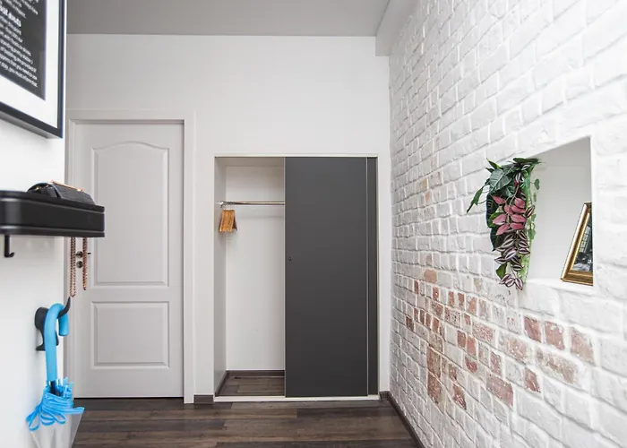 Апартаменты By The Andrejsala Area With Free Parking And Reach The Old Town In 15 Min Walk